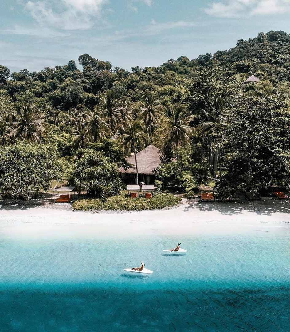 Gili Asahan / @thewanderlovers