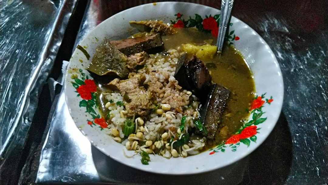 Soto Ampera Bapak Samari / Fajar Setiawan