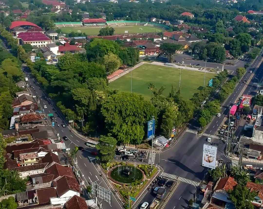 Lapangan Denggung / @dhian_hardjodisastro