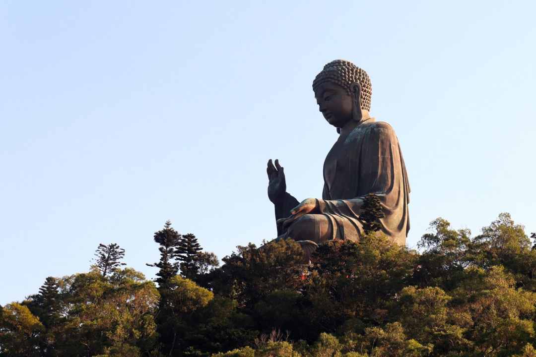 Patung Tian Tan Buddha
