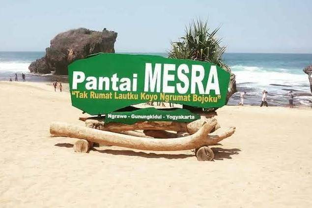 Jam Buka dan Harga Tiket Pantai Mesra