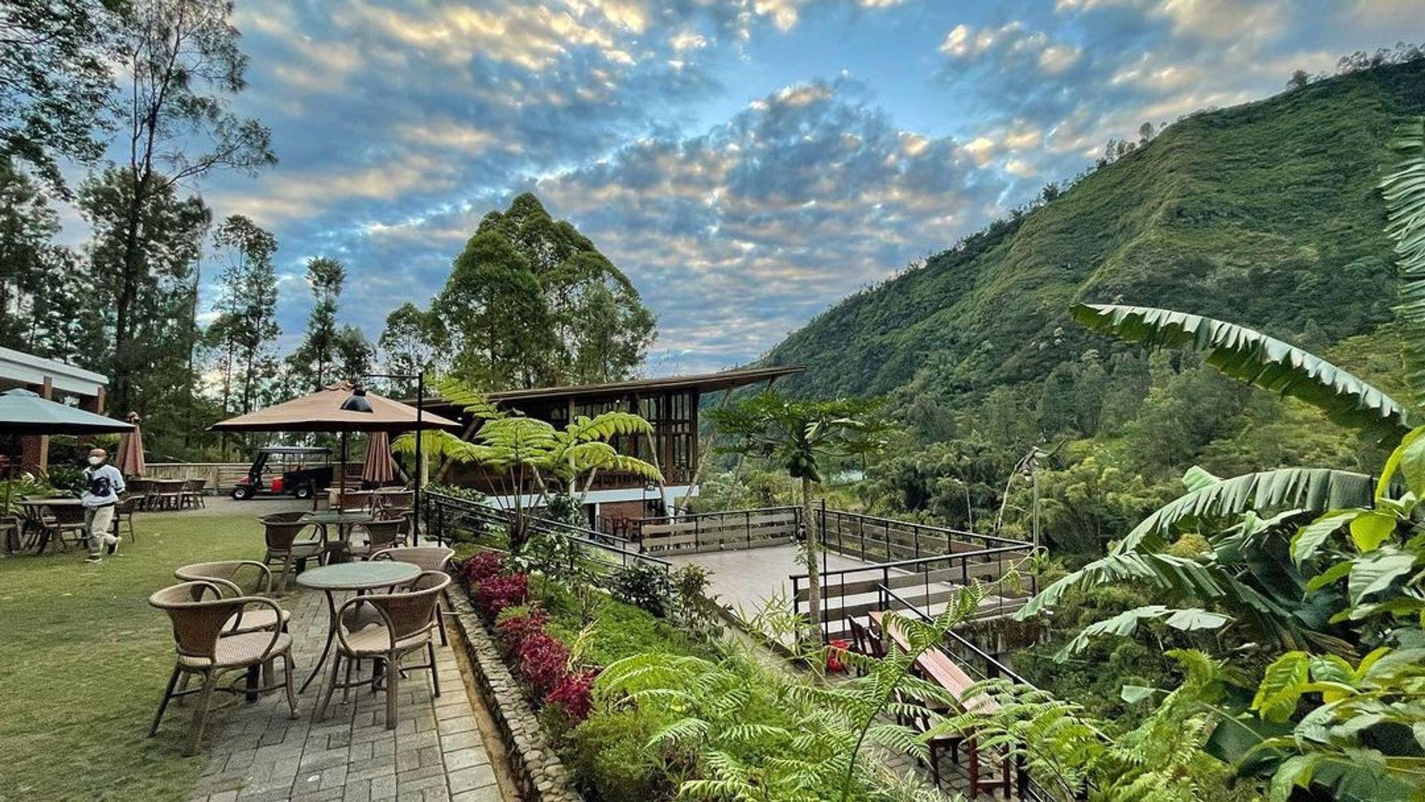 De Potrek Coffee Bromo: Harga Menu, Suasana, Jam Buka